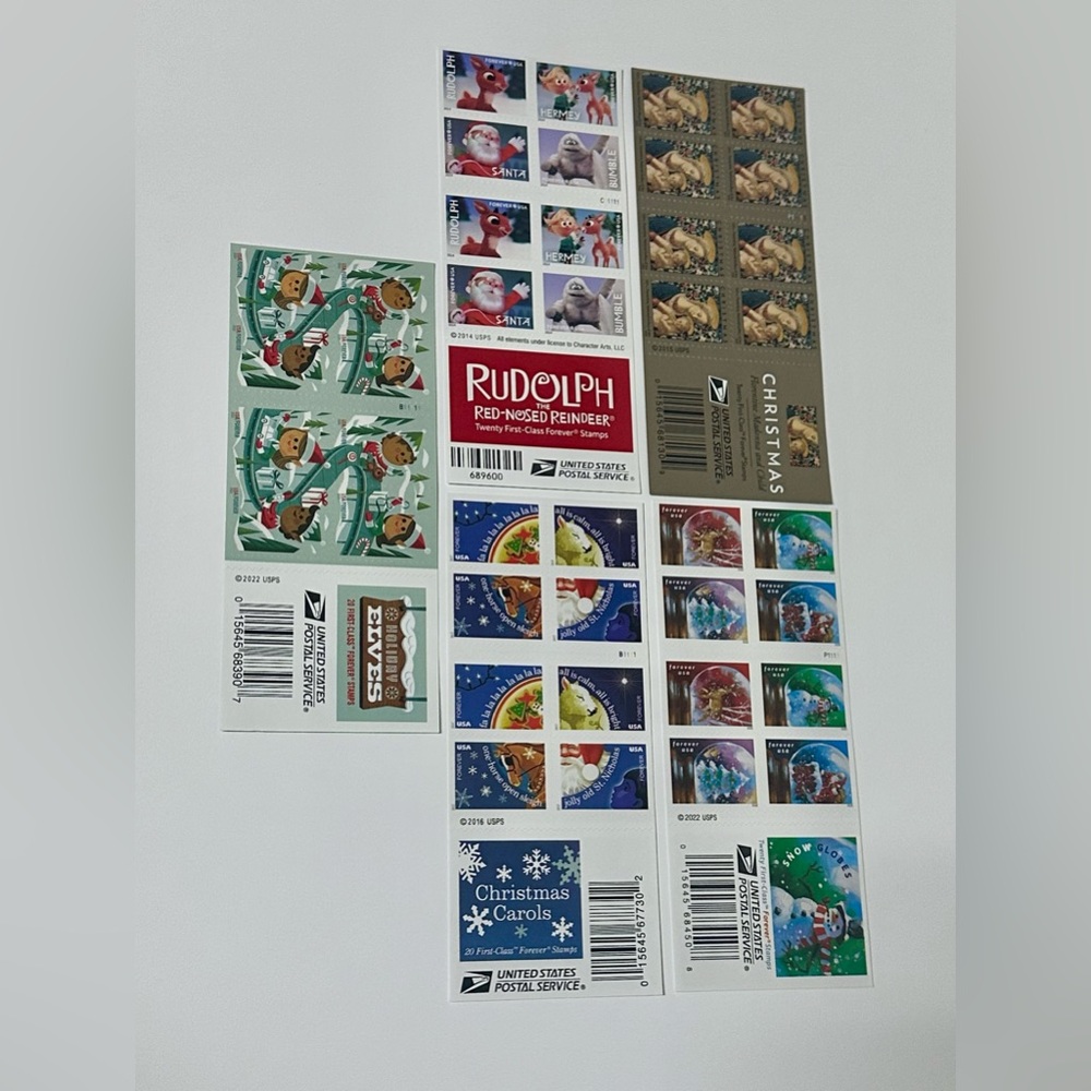 Lot of 100 USPS First Class Forever Stamps - 5 booklet sheets of 20 - Christmas